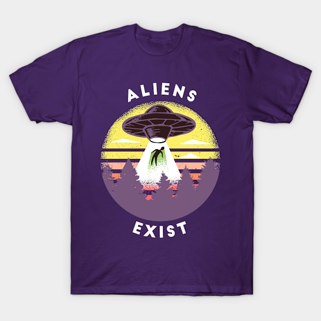 Aliens Exist T-Shirt by cecatto1994